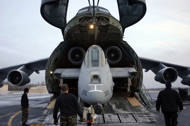 Illustration for article titled 50 Totally Stunning Combat Aircraft Photos Taken Around Alaska